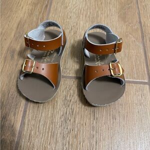 Classic Tan Kids Sandals with Buckle